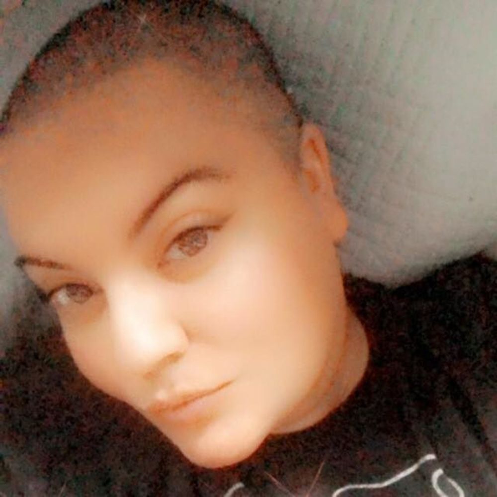 Meet your Posher, Liz